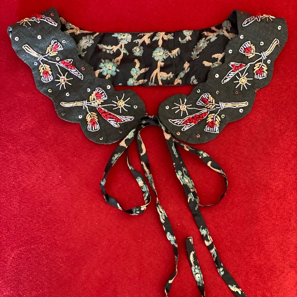 Hand made silk neckband beaded new